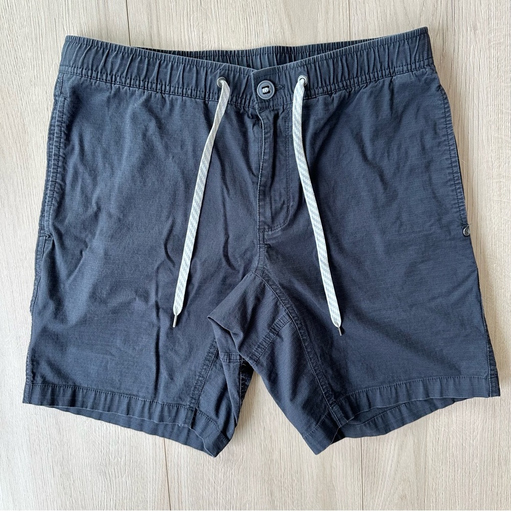 Men's Vuori Gray Ripstop Pocket Drawstring Shorts